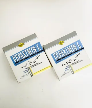 Cefaximin-L spray packaging for lactating dairy cow mastitis treatment
